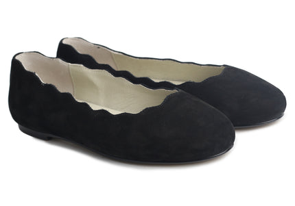 408 - Black Scallop