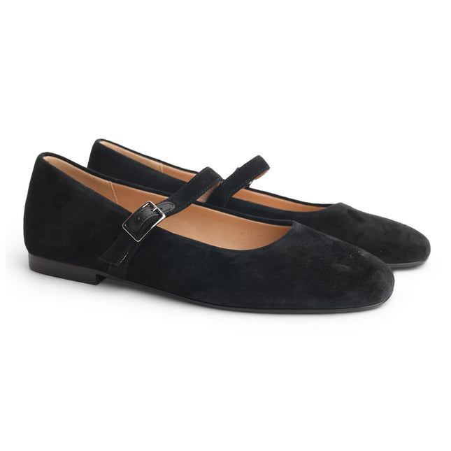 409 - Black Suede