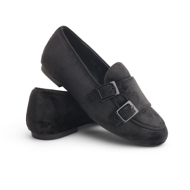 702 - Black Velvet