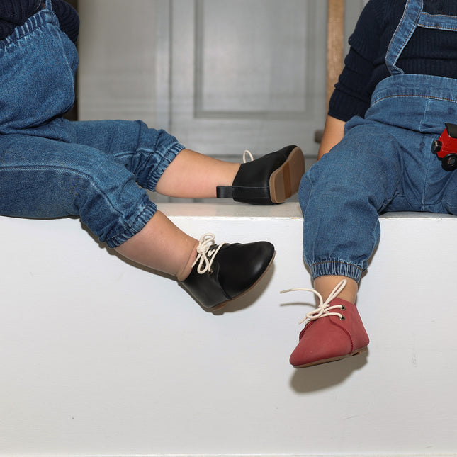803 - Red Leather Low Soffee