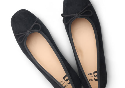 504 - Black Suede