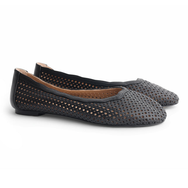 505 - Black Lazer Scalloped Flats