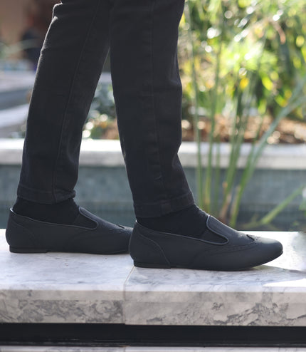 706 - Black Nubuck Wingtip Loafer