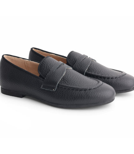 712 - Black Leather Pebbled Loafer