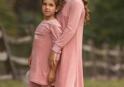 P9- Girls Pink Velour Night Robe