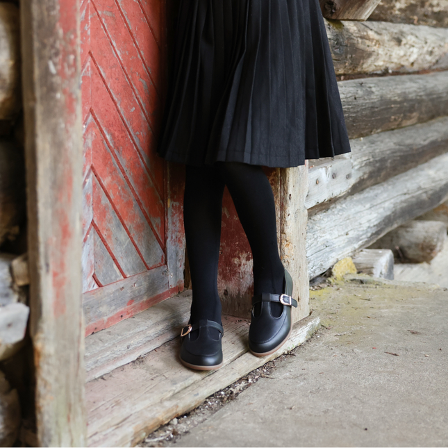 225 - Black Leather T-Strap