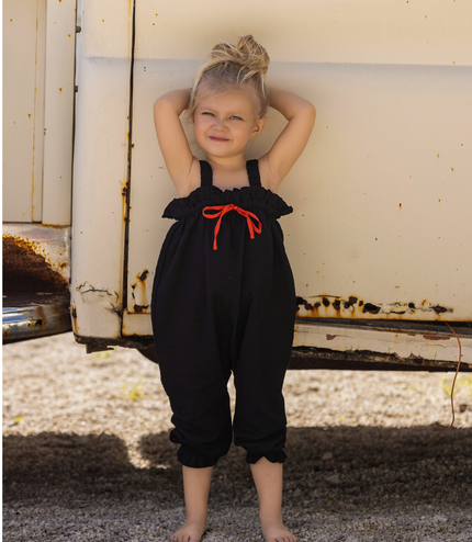 C6 - GIRL SEARSUCKER ORANGE TRIM ROMPER